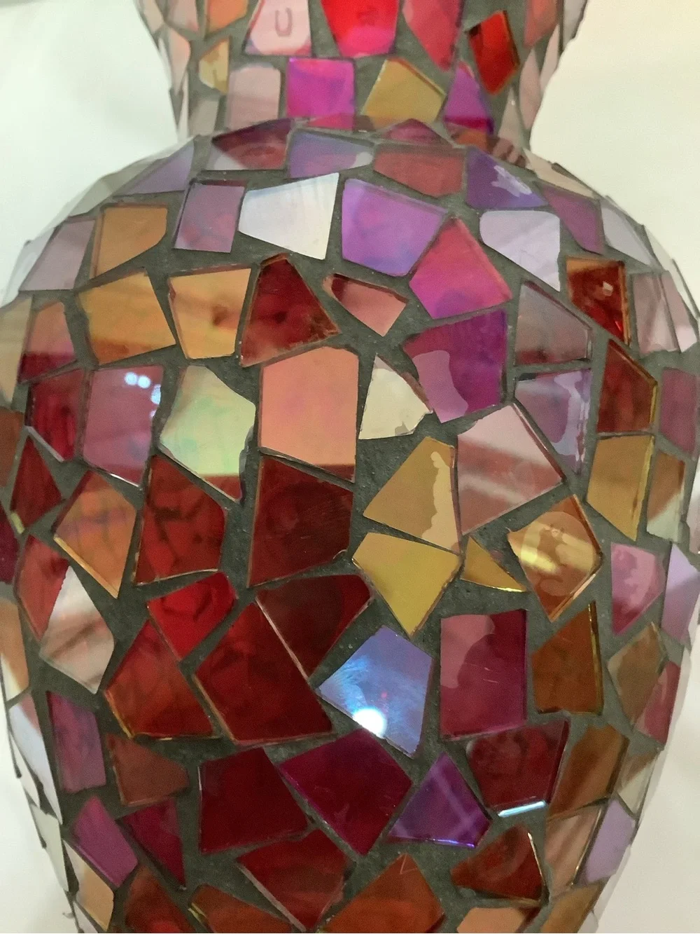 Vintage Mosaic Glass Vase in Pink, Red & Orange Tones - Picture 4 of 6